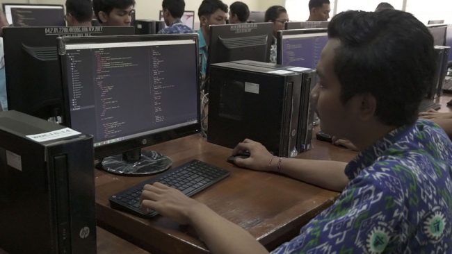 Lomba web design politeknik negeri Bali 2018